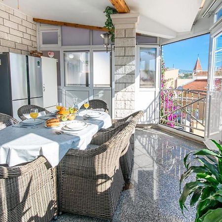 Holiday Home Nevera Макарска Экстерьер фото